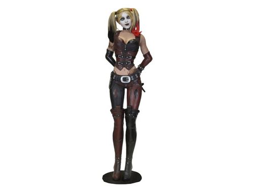 Neca - Batman Arkham City réplique 1/1 Harley Quinn (mousse/latex) 180 cm