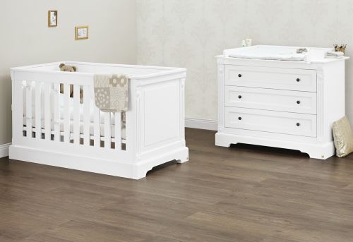 Chambre bébé Emilia : Lit bébé, commode à langer Pinolino