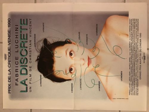 La Discrète AFFICHE CINEMA ORIGINALE État correct - N/A reconditionné disponible sur Fnac