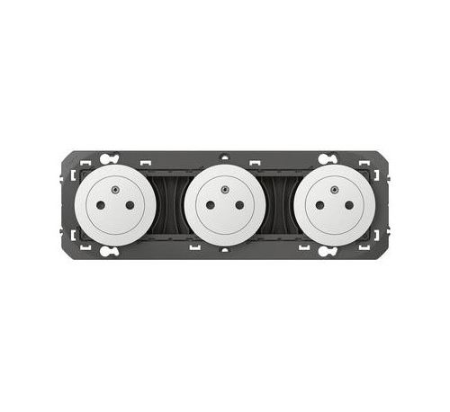 Legrand Blanc Triple Prise De Courant Dooxie - 2P+T Surface - 16A - Image 1
