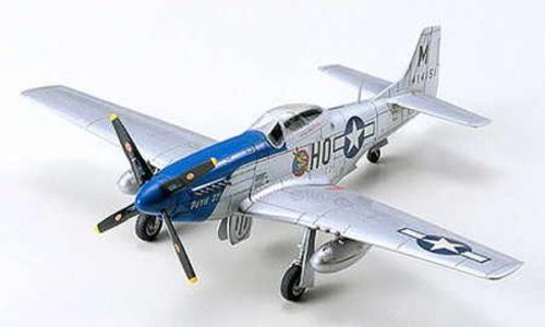 NORTH AMERICAN P-51D MUSTANG TAMIYA PLASTIC KIT 1/72 - Image 4