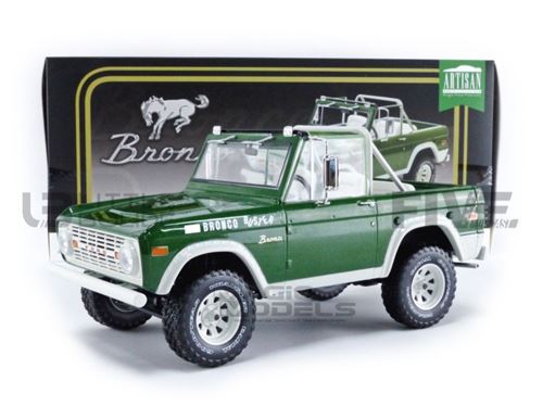 Voiture Miniature de Collection GREENLIGHT COLLECTIBLES 1-18 - FORD Bronco - Smokey and the Bandit - 1970 - Green - 19084