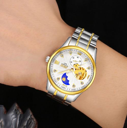 OHP Homme Montre-bracelet mécanique sport - Blanc + argent .