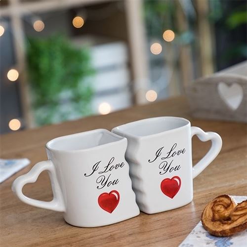 Cadeau pour amoureux utile : Coffret duo Mugs I love You - 11,92 €