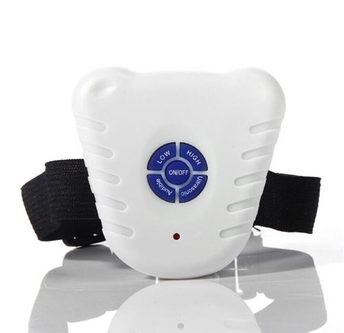 Comparer les prix de Collier Chien Anti-Aboiement Vibrant Ultrason Étanche Taille Unique Noir Blanc YONIS