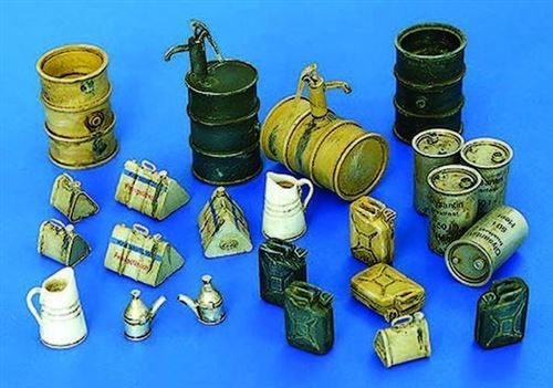Deutsches Equipment Wwii Tanklager Zubehör- 1:48e - Plus Model