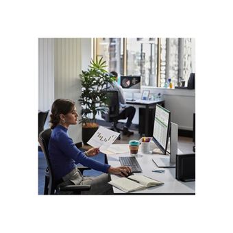 HP Pro 400 G9 - Mini Core i3 i3-14100T / jusqu'à 4.4 GHz - RAM 16 Go - SSD 256 Go - NVMe - UHD Graphics 730 - Gigabit Ethernet - Win 11 Pro - moniteur : aucun - clavier : Suisse - avec HP 2 years Next Business Day Onsite Hardware Support for Desktops