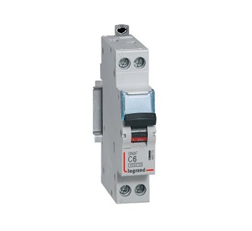 Disjoncteur DNXᶾ 4500 - 6 A - 1P+N - Courbe C - Bornes auto