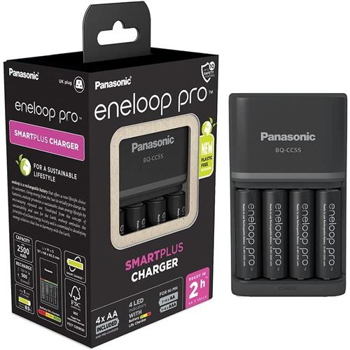 PANASONIC Eneloop Pro Chargeur Smart Plus K-KJ55HCD40U avec 4 AA 2500 mAh