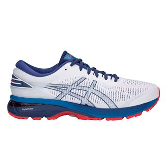 chaussures asics kayano