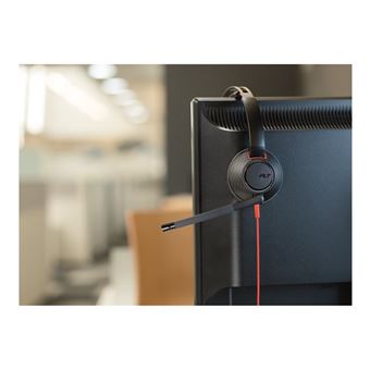 Poly Blackwire 5220 - Blackwire 5200 series - micro-casque - sur-oreille - filaire - USB-C, jack 3,5mm - noir - Certifié pour Skype for Business, certifié Cisco Jabber, Certifié Avaya, Certifié pour Microsoft Teams, certifié Zoom, certifié UC, Works