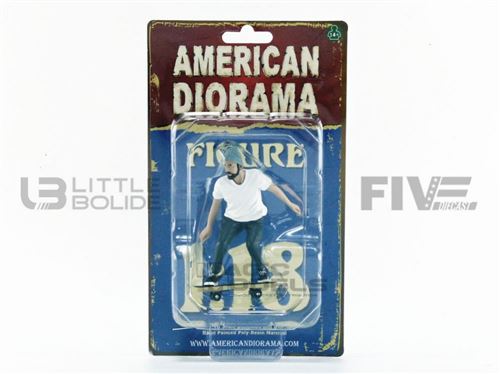 Voiture Miniature de Collection AMERICAN DIORAMA 1-18 - FIGURINES Skateboarder Figure 2 - White / Silver - 38241