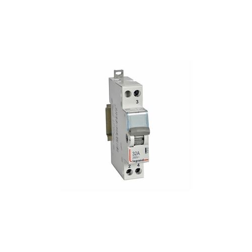 Interrupteur-inverseur modulaire va-et-vient à point milieu 1 module 250v~ - 412902 - legrand