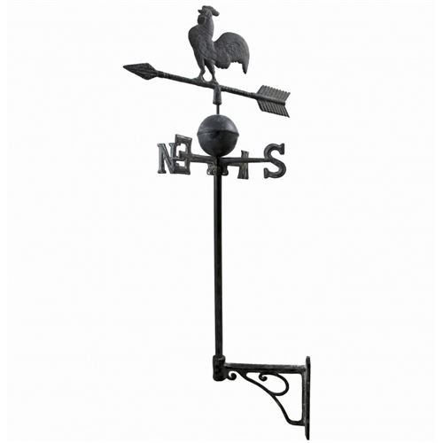 L'Héritier Du Temps - Girouette murale avec 4 points cardinaux motif coq sur une flèche en fonte patinée grise 49x49x100cm