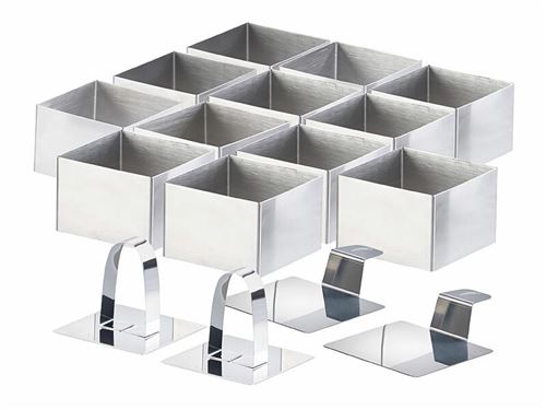 Rosenstein & Söhne : 12 emporte-pièces carrés 8 x 8 cm avec poussoirs et supports
