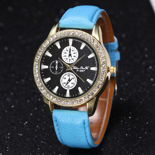 OHP Montre à bracelet Montre en quartz strass platine - bleu clair