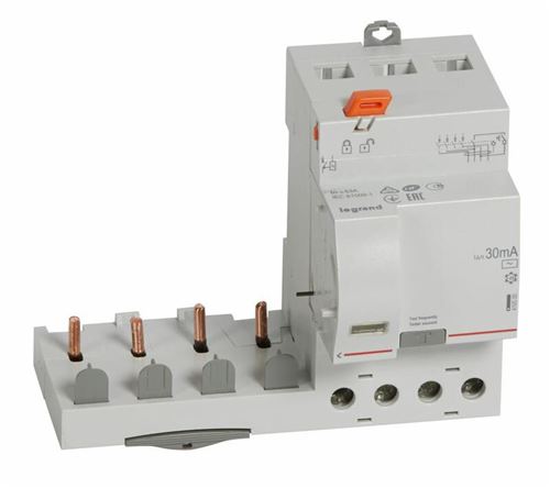 Non Communiqué Noir Bloc Différentiel Adaptable À Vis Dx³ Pour Disjoncteur 1 Module Par Pôle 4P 400V Type Ac 63A 30Ma - Legrand - 410500