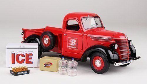Limited 1st Edition Collector Toy Truck 2015 Speedway 1938 International D2 Pickup 125 Scale