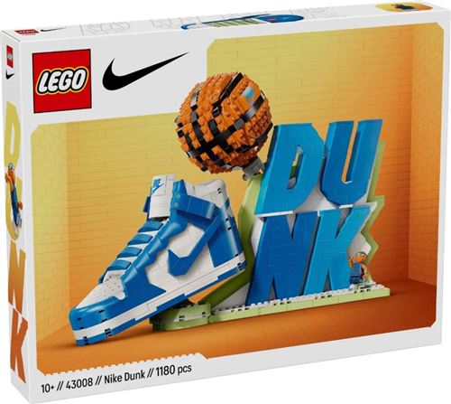LEGO 43008 Nike Dunk x Set Condition : Nouveau.