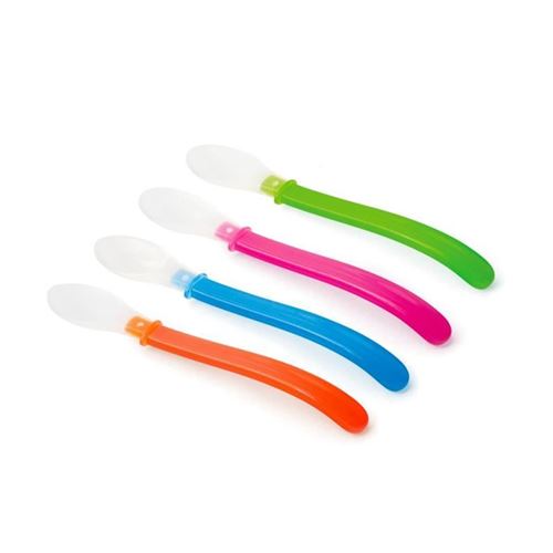 Mill'O Bébé Set de 4 Cuillères avec Embout Souple Coloris Panachés sous Blister 1 Unité