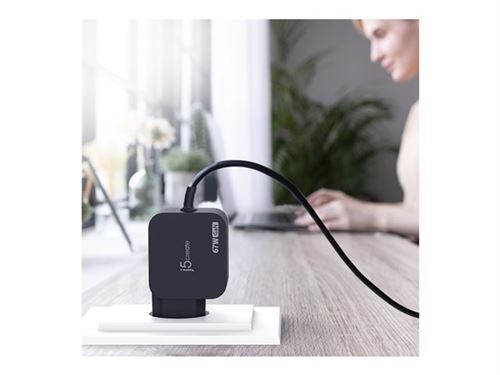 j5create JUP1565DCE3A-EN - Adaptateur secteur - GaN, avec 3 types de connecteurs DC - 67 Watt - 3.3 A - PD 3.0, PD 2.0 (24 pin USB-C) - noir - Europe