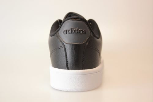 adidas aw3915