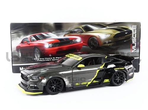 Voiture Miniature de Collection MAISTO 1-18 - FORD Mustang GT Maisto Design - 2015 - Black / Silver - 32615BKS