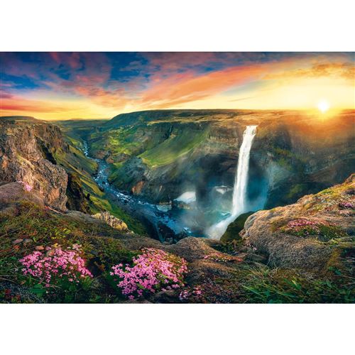 Puzzle 2000 Pièces : Háifoss Waterfall, Iceland, Trefl