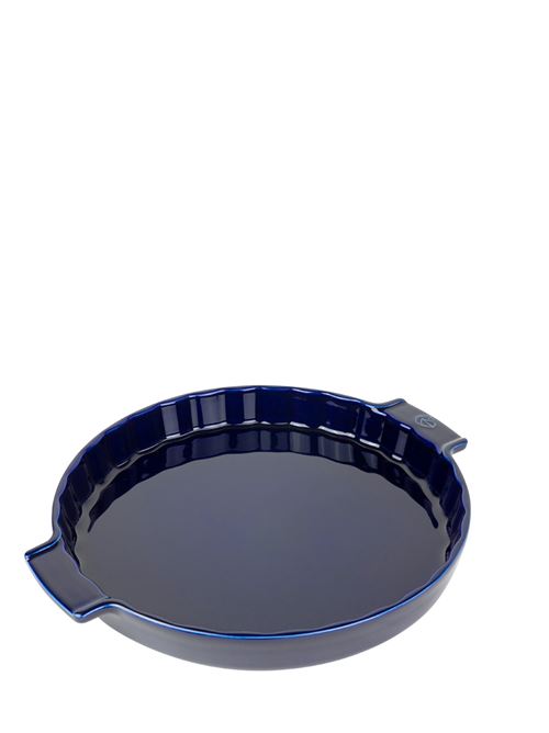 Practical, clever and attractive,  this Peugeot ceramic tart dish will allow you to confidently cook any sweet or savoury pie and will undoubtedly upstage anything else on your dining table. Appolia