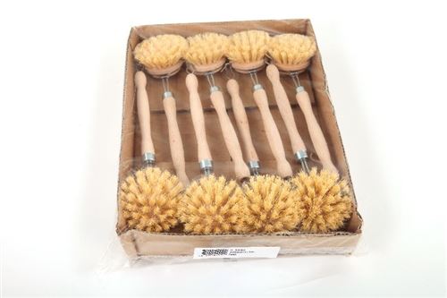Brosse à vaisselle en bois autour du remplissage en fibres