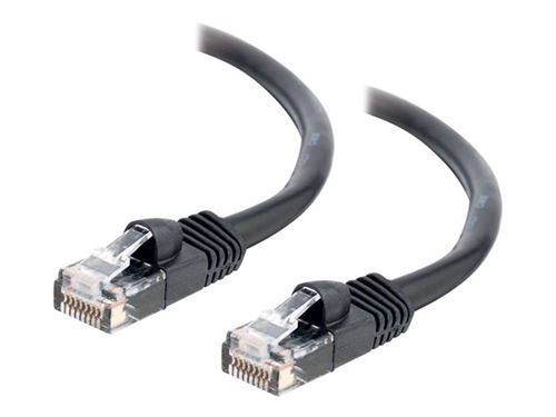C2G Cat5e Booted Unshielded (UTP) Network Patch Cable - cordon de raccordement - 30 m - noir