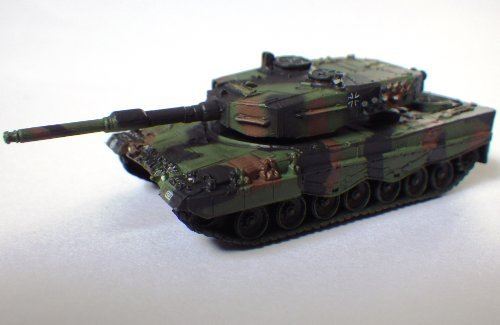 Collection 1144 du musée mondial des tanks 06-110 Objet unique de camouflage A4 de l'OTAN par Takara