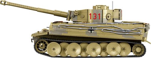 Comparaison de la taille du nouveau char d'assaut LEGO Republic