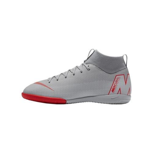 Montantes Nike JR Superfly 6 Academy GS IC Gris pour Enfants 36