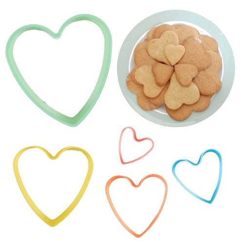 Set de 5 emporte pièces coeur gateau cookies patisserie forme plastique