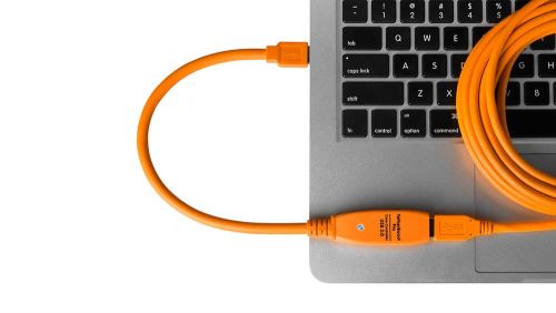 Tether Tools TetherBoost Pro Core Contrôleur de réglage pour Tethered Shooting avec câble USB 3.0 jusqu'à 20 m (Orange)