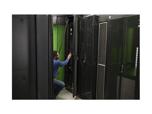 APC Rack PDU 9000 Switched APDU9981EU3 - Voedingsverdeeleenheid (rack-uitvoering) - 230 Volt wisselstroom V - 11 kW - 11000 VA - 3-fase - Ethernet 10/100/1000 - input: IEC 60309 16A - uitgangen: 24 (3x IEC 60320 C19, 21x IEC 60320 C13) - 0U - 1.83 m kabel