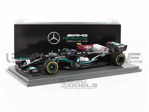 Voiture Miniature de Collection SPARK 1-43 - MERCEDES-AMG W12 E Performance - GP Italie 2021 - Black /Green - S7691