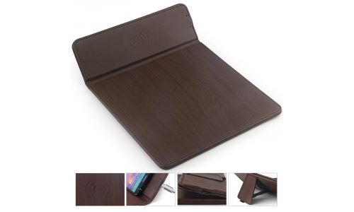 Tapis souris + emplacement de charge à induction norme QI