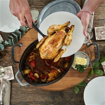 Bräter Staub La Cocotte Oval Schwarz 33 cm Bräter Staub La Cocotte Oval Schwarz 33 cm