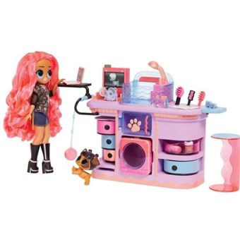 OMG I AM - Rescue Vet Set™ Cabinet de vétérinaire - Poupée + 2 animaux et accessoires - Dès 4 ans.