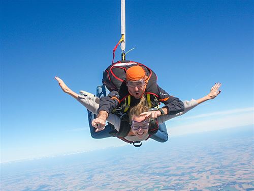 Hertogin klok Kluisje SMARTBOX - Saut en solo à 1100 m avec un parachute à ouverture automatique  - Coffret Cadeau Sport & Aventure - Coffret cadeau - Achat & prix | fnac