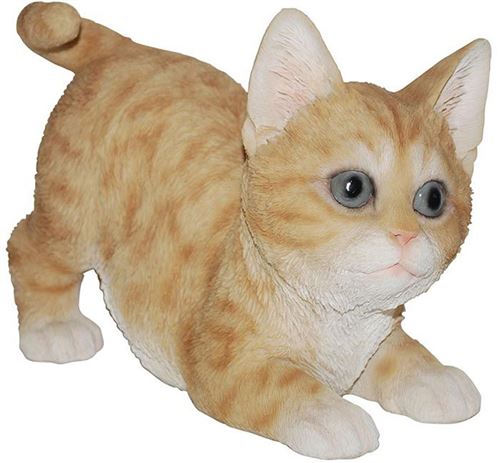 NO NAME - Chaton bondissant en résine 18.7 cm