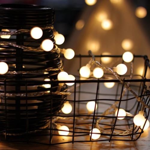 ETakin Guirlande Lumineuse 10M 80 Ampoules, Guirlande lumineuse LED à Piles Petites Boules Blanc Chaud Décoration pour Fête Noël Mariage ET279