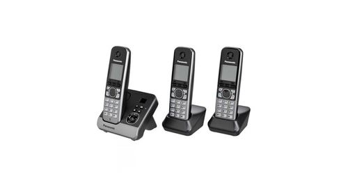 Panasonic KX-TG6723GB - Téléphone sans fil - système de répondeur avec ID d appelant - DECT - noir + 2 combinés supplémentaires