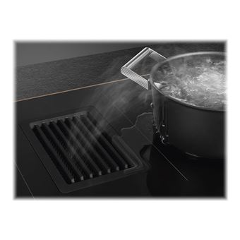 Smeg Dolce Stil Novo HOBD682R - Table de cuisson à induction - 4 plaques de cuisson - Niche - largeur : 76.5 cm - profondeur : 48.2 cm - noir - avec cadre en cuivre avec échappement par aspiration descendante (extraction et recirculation avec kit de rec