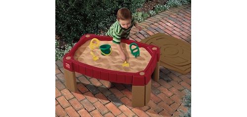 Step2 sable & table d'eau Naturally Playful 91 cm rouge
