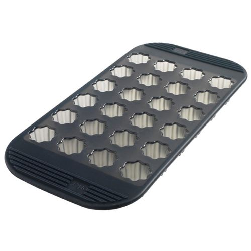 Moule pour 28 mini-cannelés en silicone