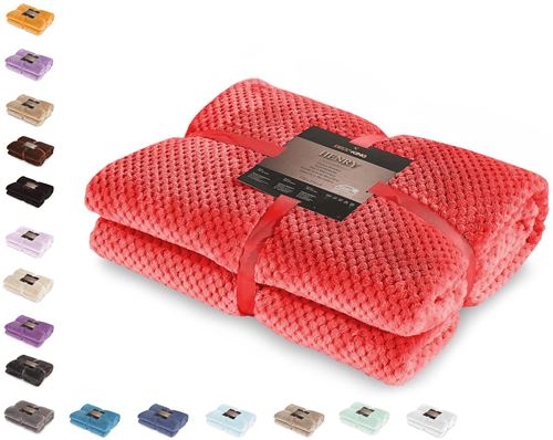 DecoKing Couette en Microfibre Couverture Polaire Plaid Couvre-lit Polaire Doux de Style Scandinave Henry, Microfibre Rouge 150x200 cm