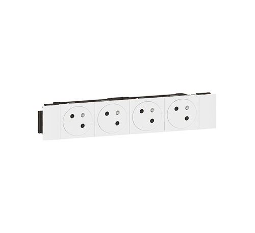Quadruple prise 2P+T Mosaic surface - Pour goulotte - Clippage direct - Blanc